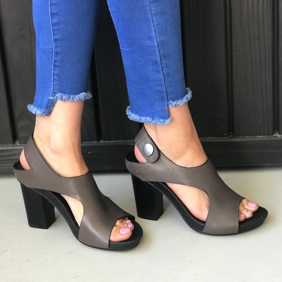 Gray Leather Cut Out Peep Toe Wooden Clog - Picture 6 of 7